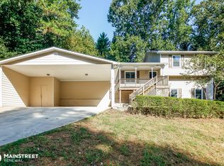 1707 Oak Woods Ct, Lawrenceville, GA
