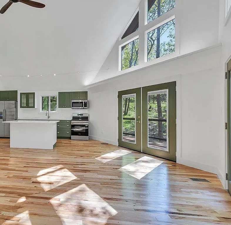 Persimmon Hill Dr, Roseland — Photo 2