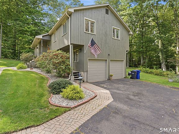 3rd image of 229 Geraldine Drive