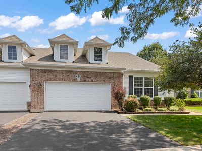 430 Woodhill Dr, Carol Stream, IL, 60188
