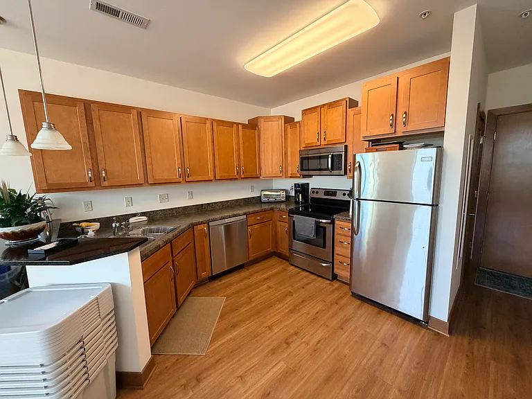 1917 Monroe St #412 — Photo 30