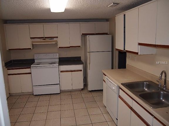 2nd image of 1613 E Idell St