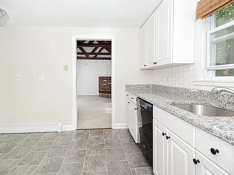 28 Main St #28 — Photo 5