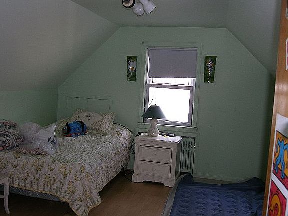 4th image of 726 Oakland Ave