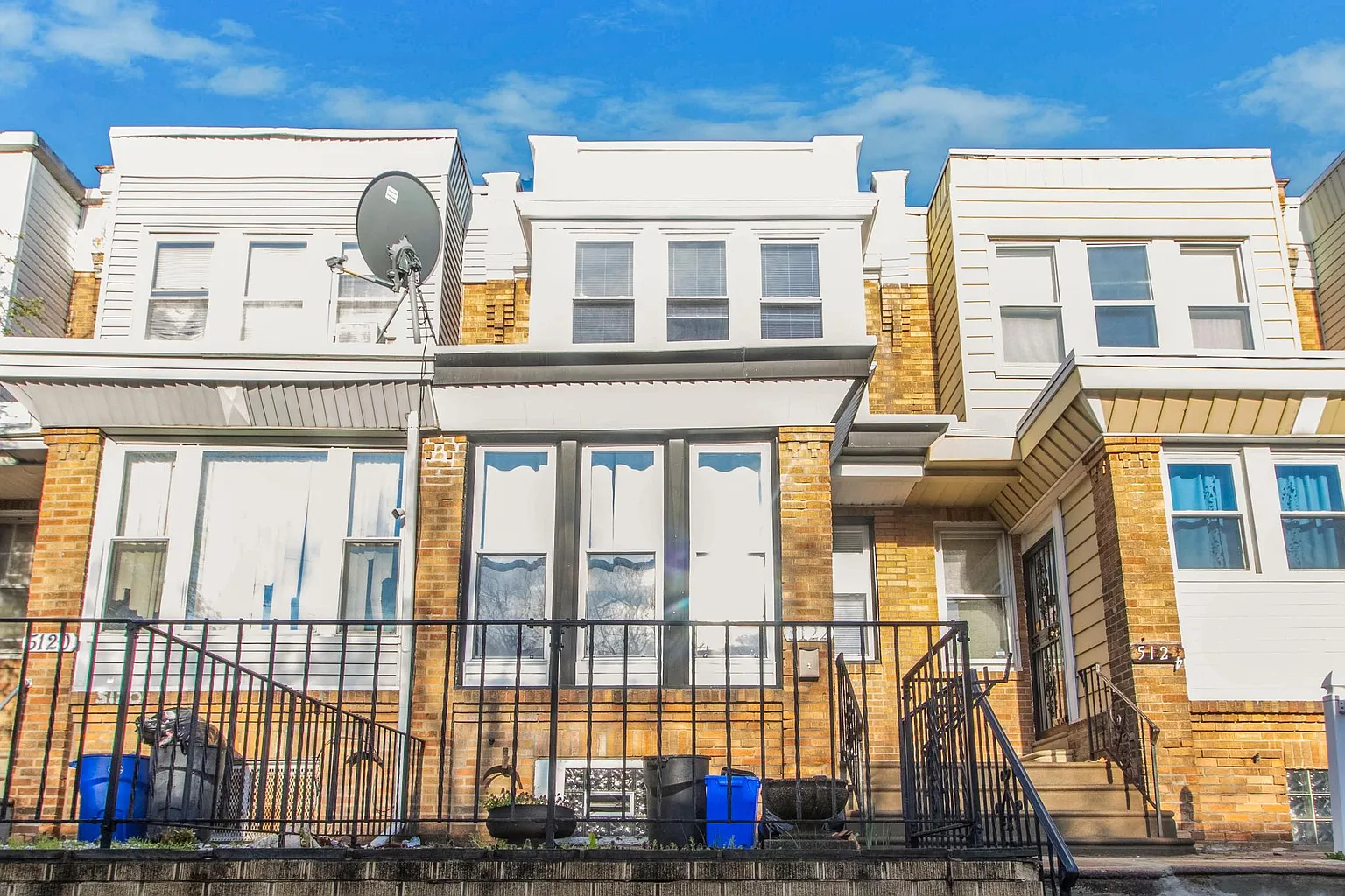 5122 N Hutchinson St photo 1