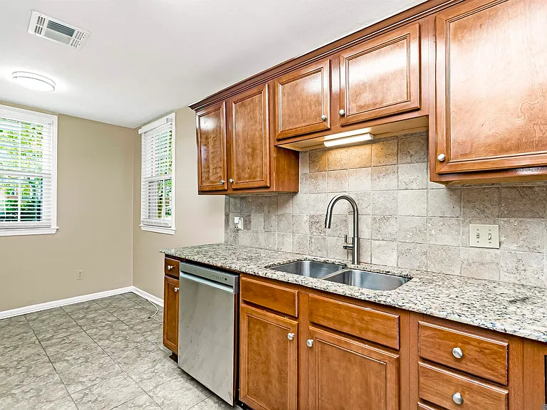 7955 Jefferson Place Blvd #33-D — Photo 5