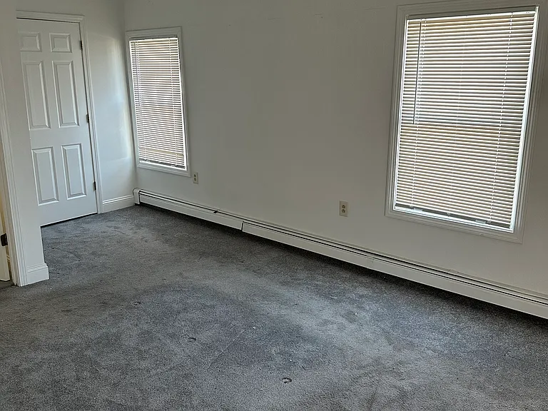 13-15 Gay St #13 — Photo 15