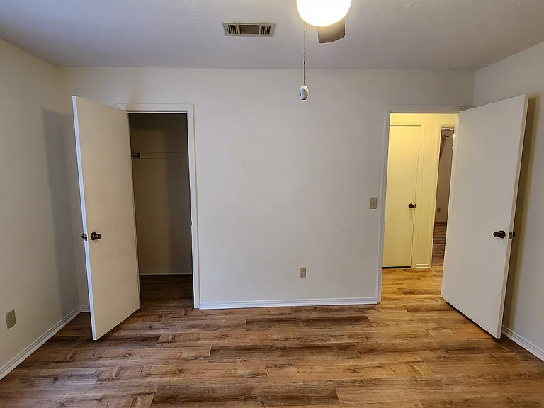 137 Green Hollow Cir — Photo 13