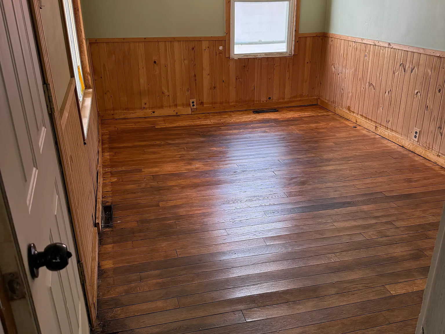 2 bed, 640 sqft, $800 — Photo 2