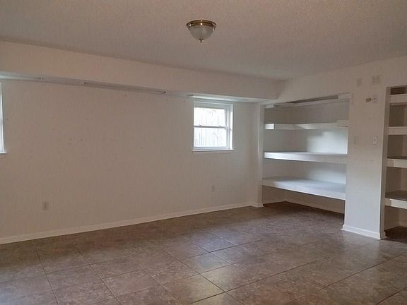 5th image of 4401 Birchwood Dr E
