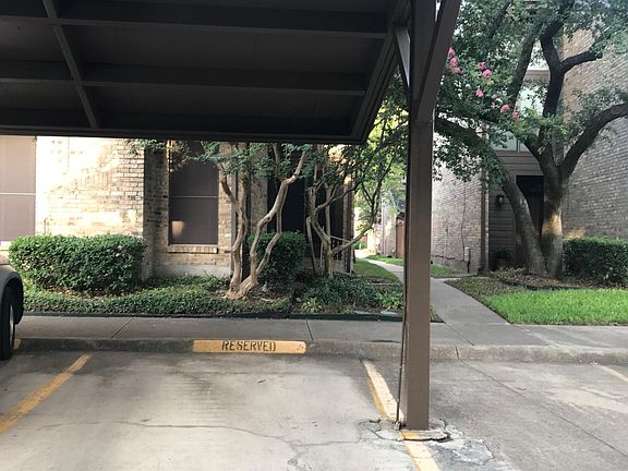 5th image of 2204 W Park Blvd