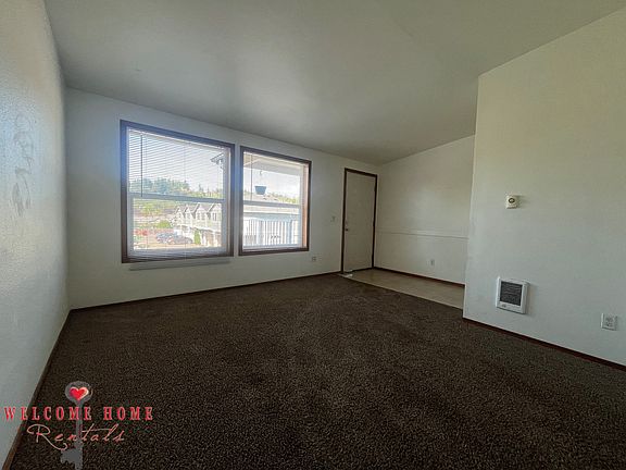 5th image of 1902 Ahlers Ave APT 4