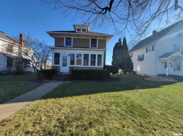 321 Wilson Ave, Chadwick, IL 61014