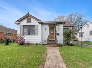 32 Gelbke Dr, Gretna, LA 70053