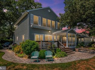 341 Steedman Point Rd, Pasadena, MD 21122