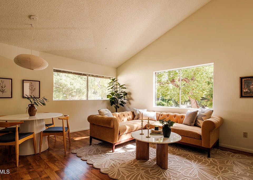 1st image of 1101 N Summit Ave APT 1