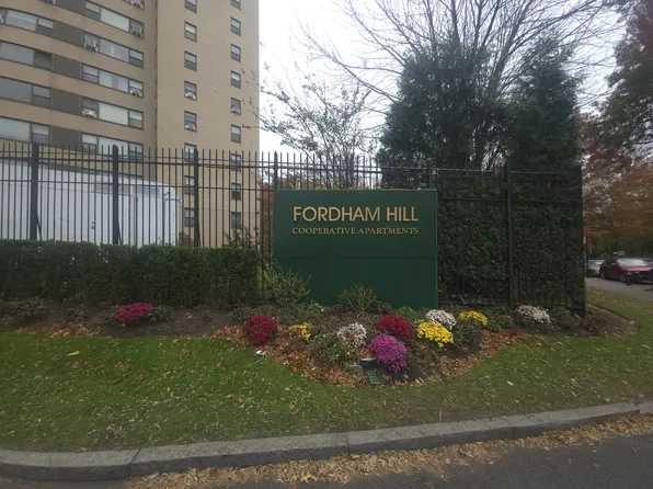 2 Fordham Hill Oval image 10 of 23