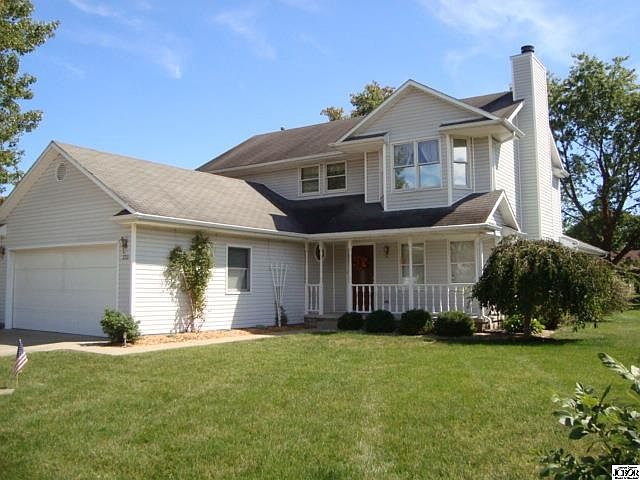 1st image of 220 Deer Park Ct