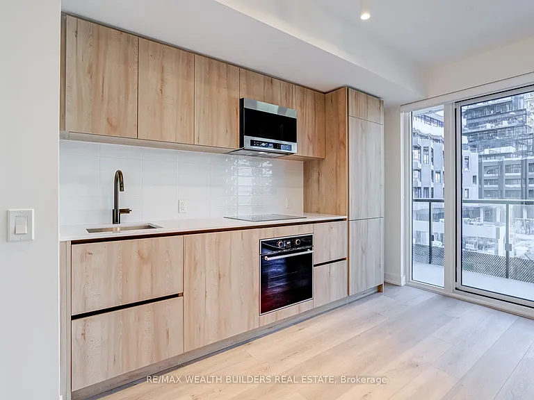 117 Broadway Ave #310 — Photo 2