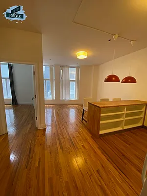 Rented by Fifth & Forever LLC | media 29