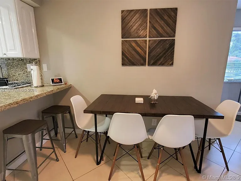 40 Wimbledon Lake Dr #216 — Photo 5