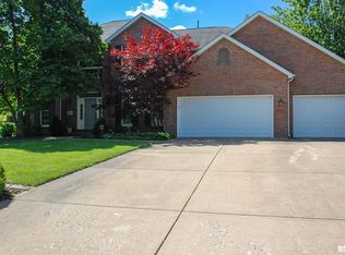 916 W Bennett Ct, Dunlap, IL 61525