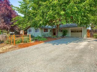 315 Lithia Ave, Talent, OR 97540