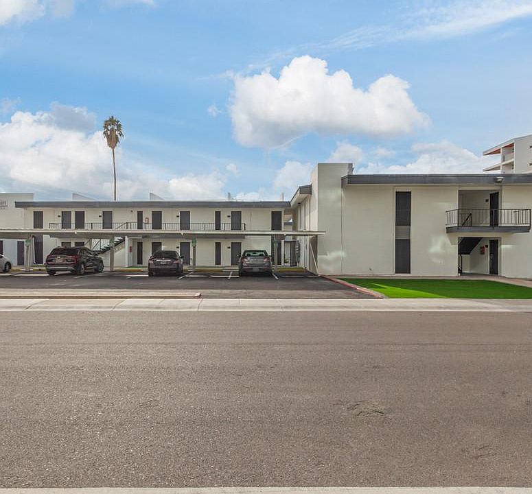 1st image of 1011 E Orange St #454df7a52