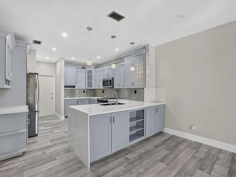 11908 Glenmore Dr #2-3 — Photo 15