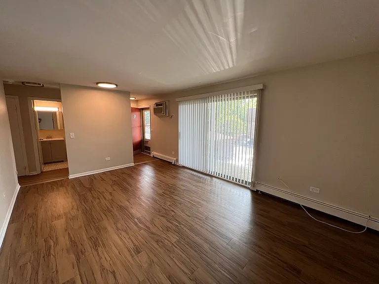 317 & 320 N Harvard Ave — Photo 4