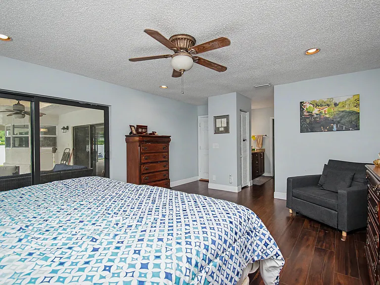 22209 Morning Glory Ter — Photo 30