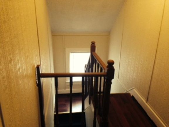 4th image of 306 Hyde Park Ave