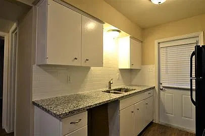 103 W Brown Street; Wylie, Texas 75098 — Photo 4