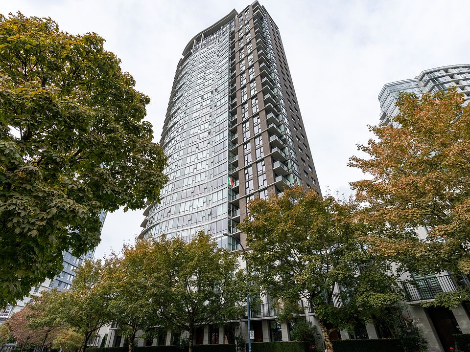 1st image of 583 Beach Cres #1806