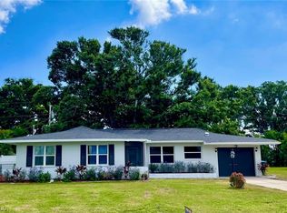 2709 SE 18th Pl, Cape Coral, FL 33904