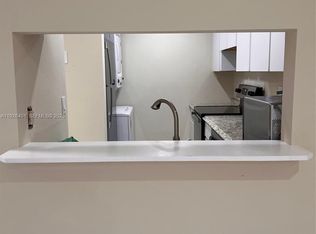1014 Twin Lakes Drive #20-h, Coral Springs, FL 33071