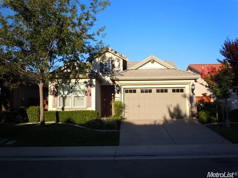 2224 Benton Loop photo 1