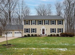 9693 Martinique Dr, Mentor, OH 44060