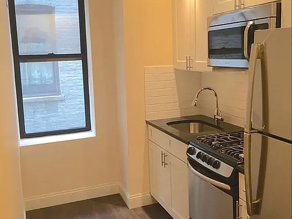 5th image of 531 W 151st St APT 42