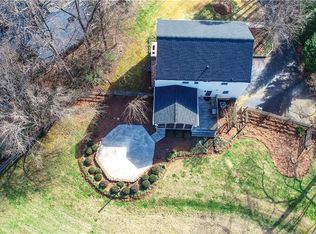 2466 Vincent Rd, Winston Salem, NC 27106