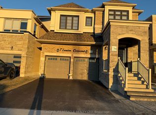 7 Louise Cres, Whitby, ON L1P 0J8