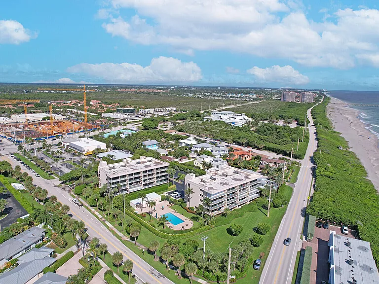 1055 Ocean Dr #403 — Photo 35