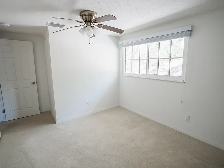 4819 W San Miguel St — Photo 55