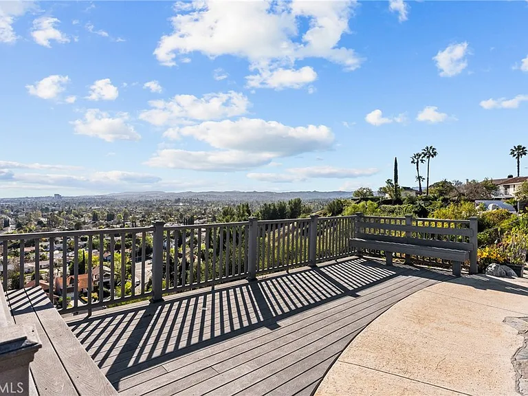 6758 Julie Ln — Photo 38
