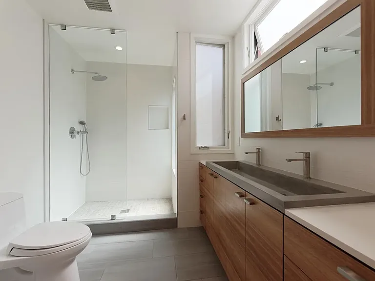 Primary (master) bathroom