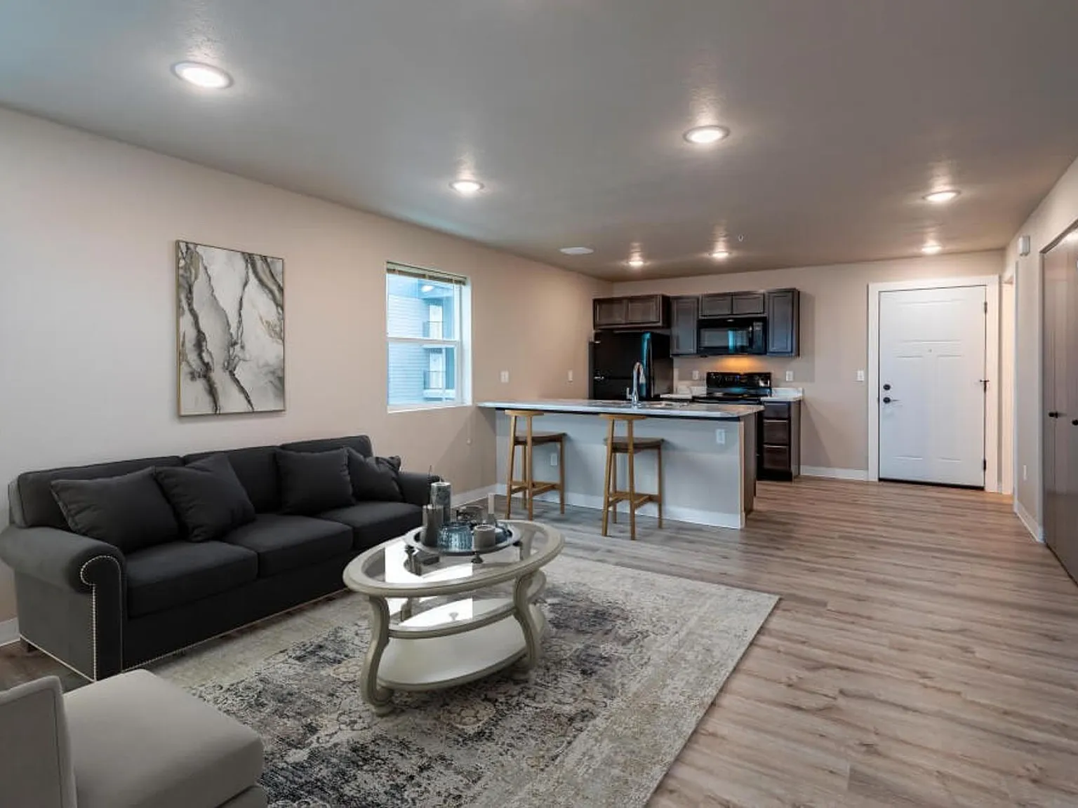 Adirondac Apartments — Photo 4