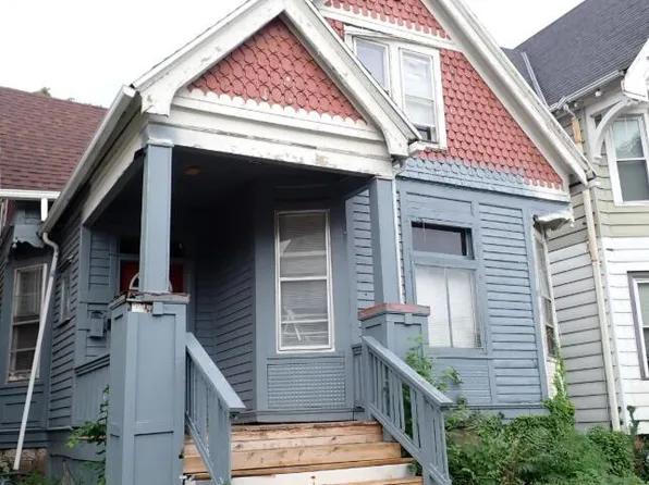 2247 N 41st STREET, Milwaukee, WI 53208