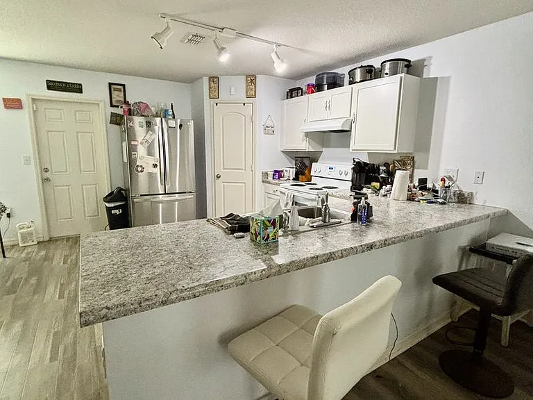 204 Gladiola Ct — Photo 5