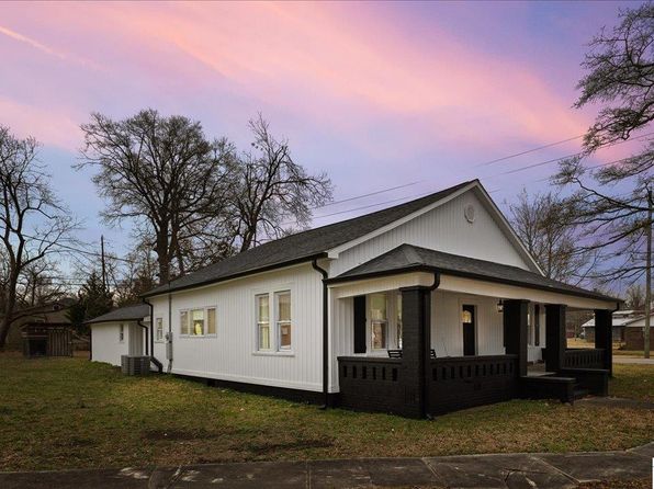 301 Adams Ave E, Oneonta, AL 35121