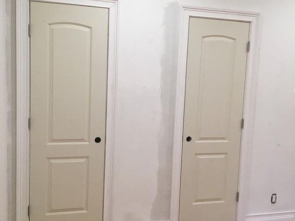4th image of 4519 39th Pl APT 3B